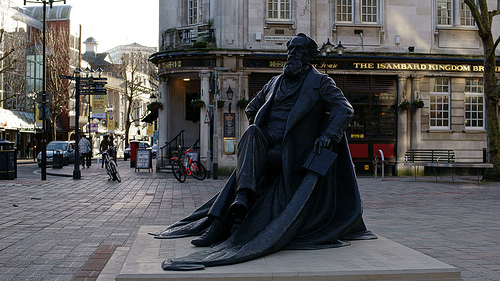 Charles Dickens' statue